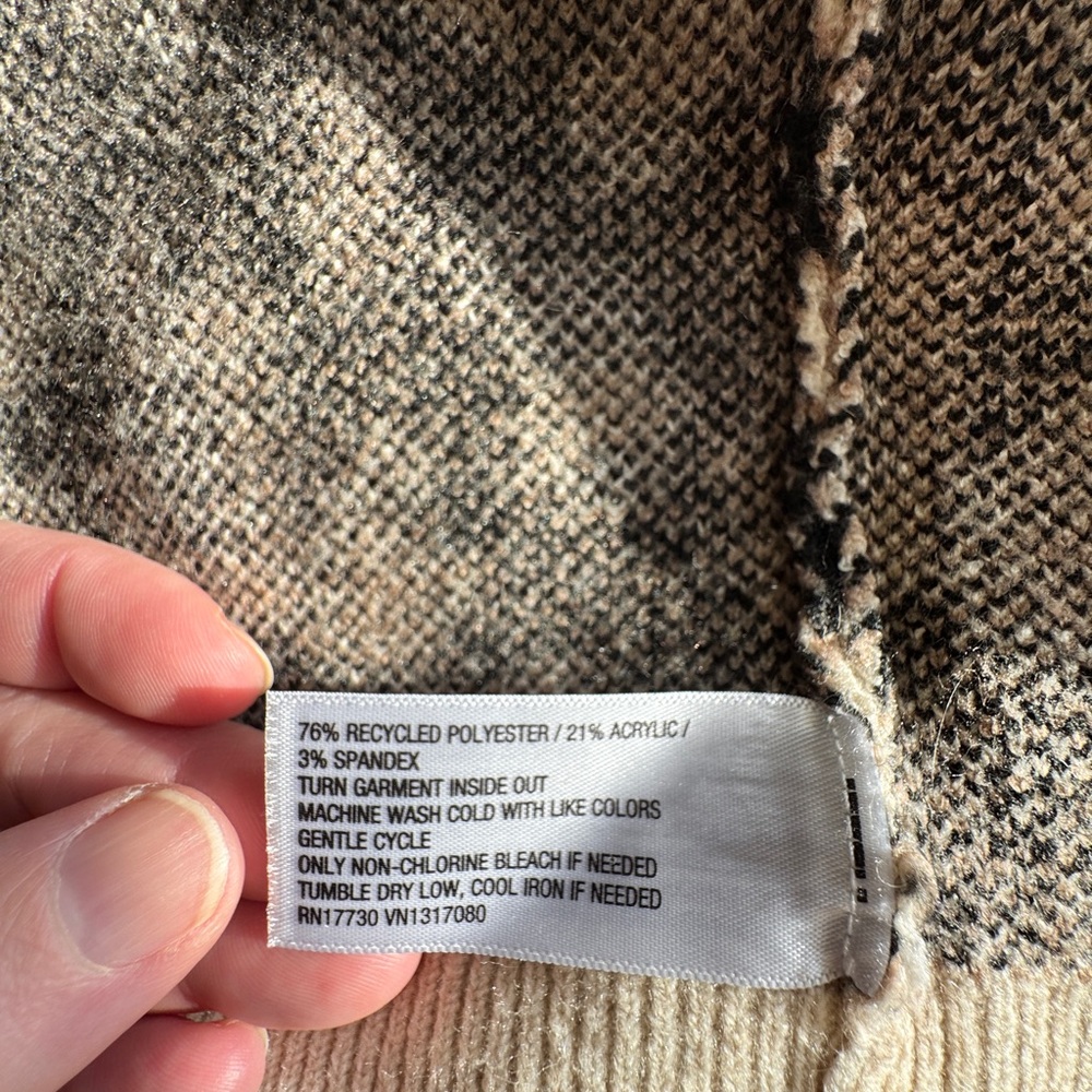 Leopard Print Knit Cardigan - Picture 4 of 5